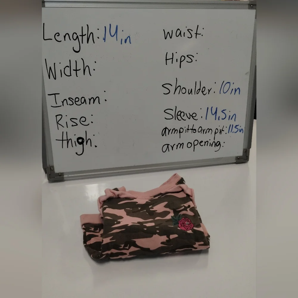 Hudson Camouflage Rose Ruffle Sweatshirt Size 4T - Picture 8 of 12